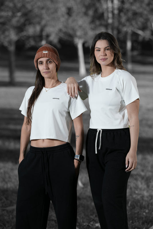 WOMEN'S CHEERS MATE TEE